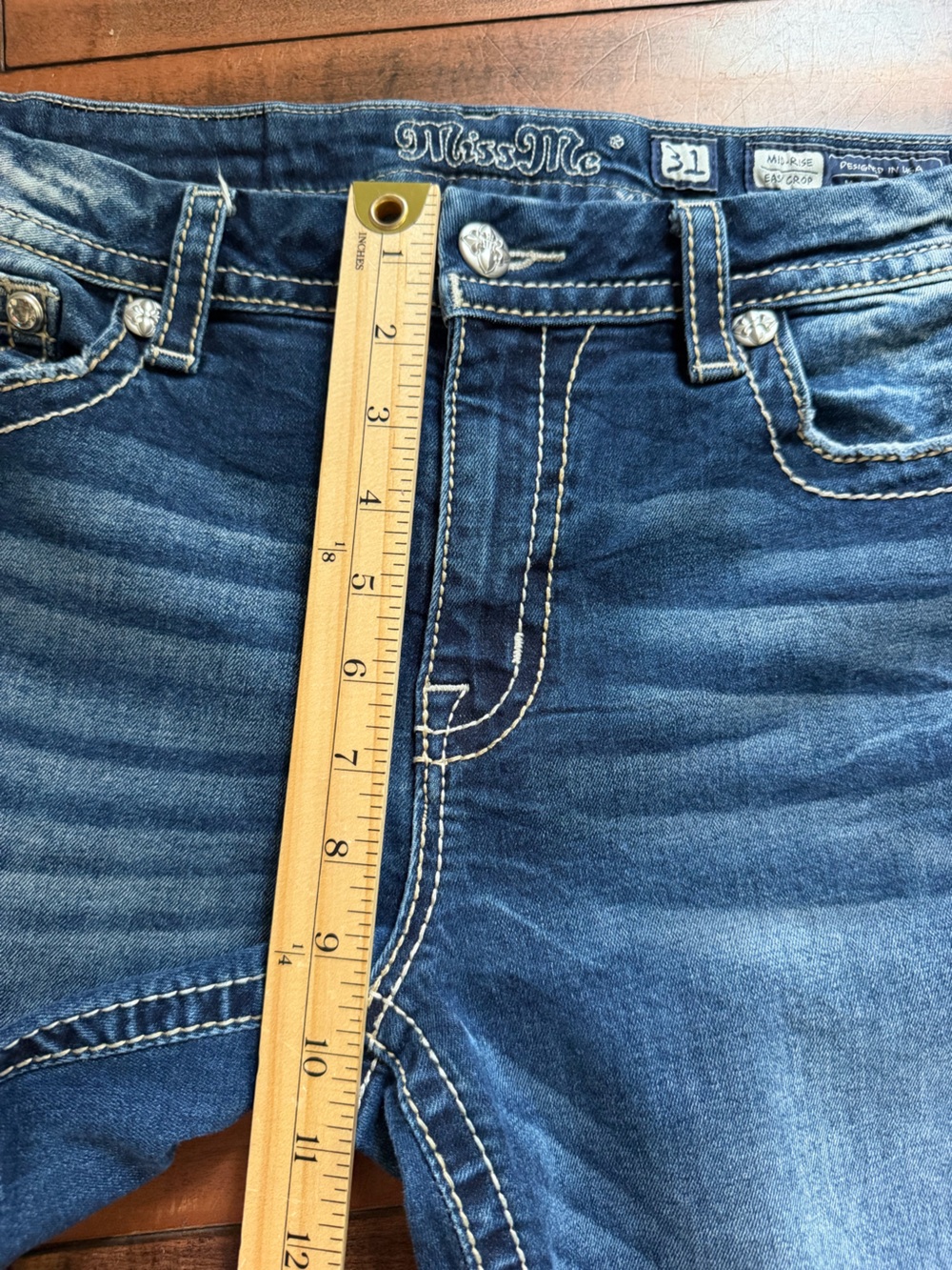 Miss Me Embellished Feather Pocket Cropped Bootcut Jeans 31 - Picture 10 of 12